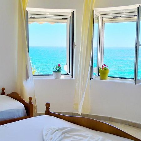 Natasha Rooms Himare Bagian luar foto