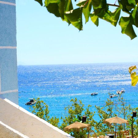 Natasha Rooms Himare Bagian luar foto