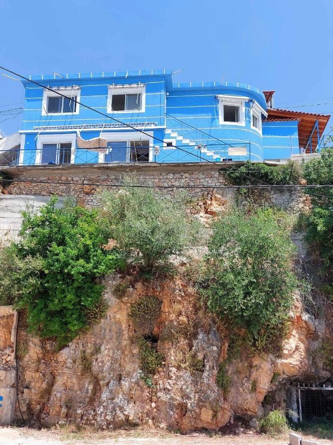 Natasha Rooms Himare Bagian luar foto