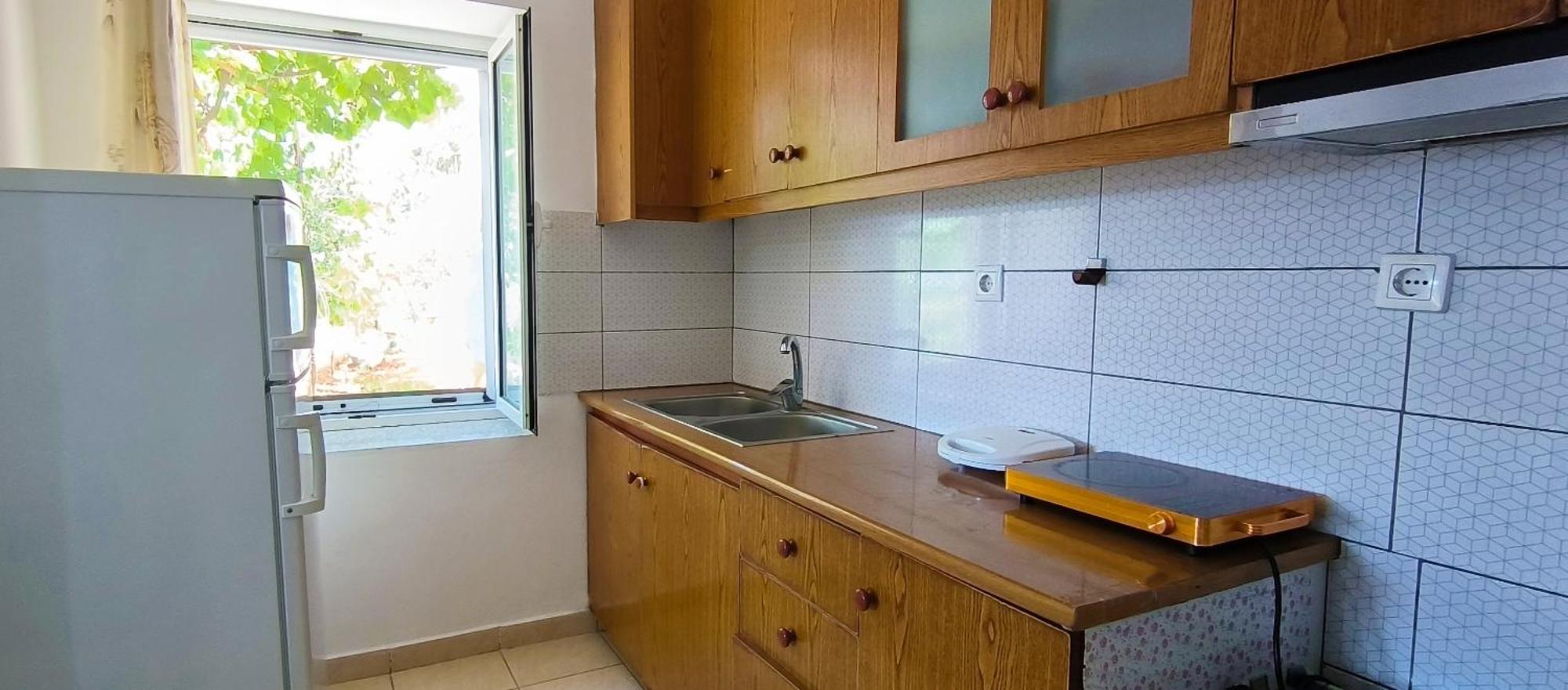 Natasha Rooms Himare Bagian luar foto
