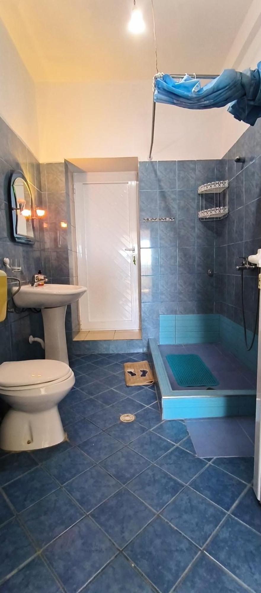 Natasha Rooms Himare Bagian luar foto
