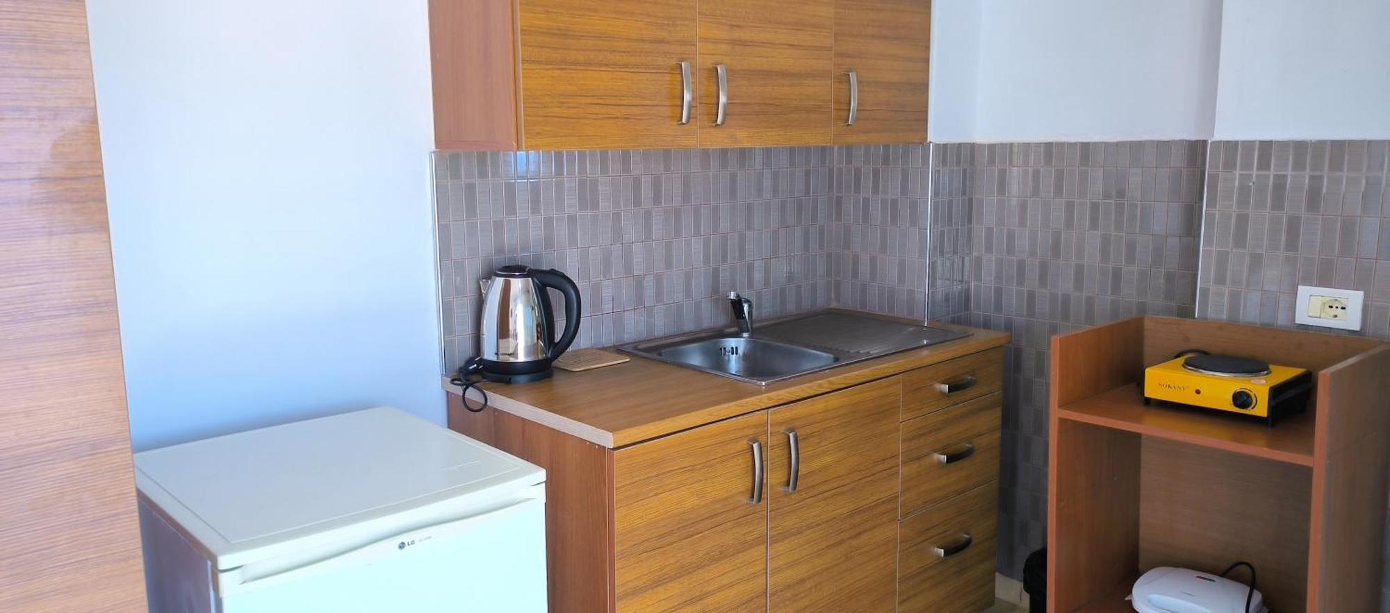 Natasha Rooms Himare Bagian luar foto