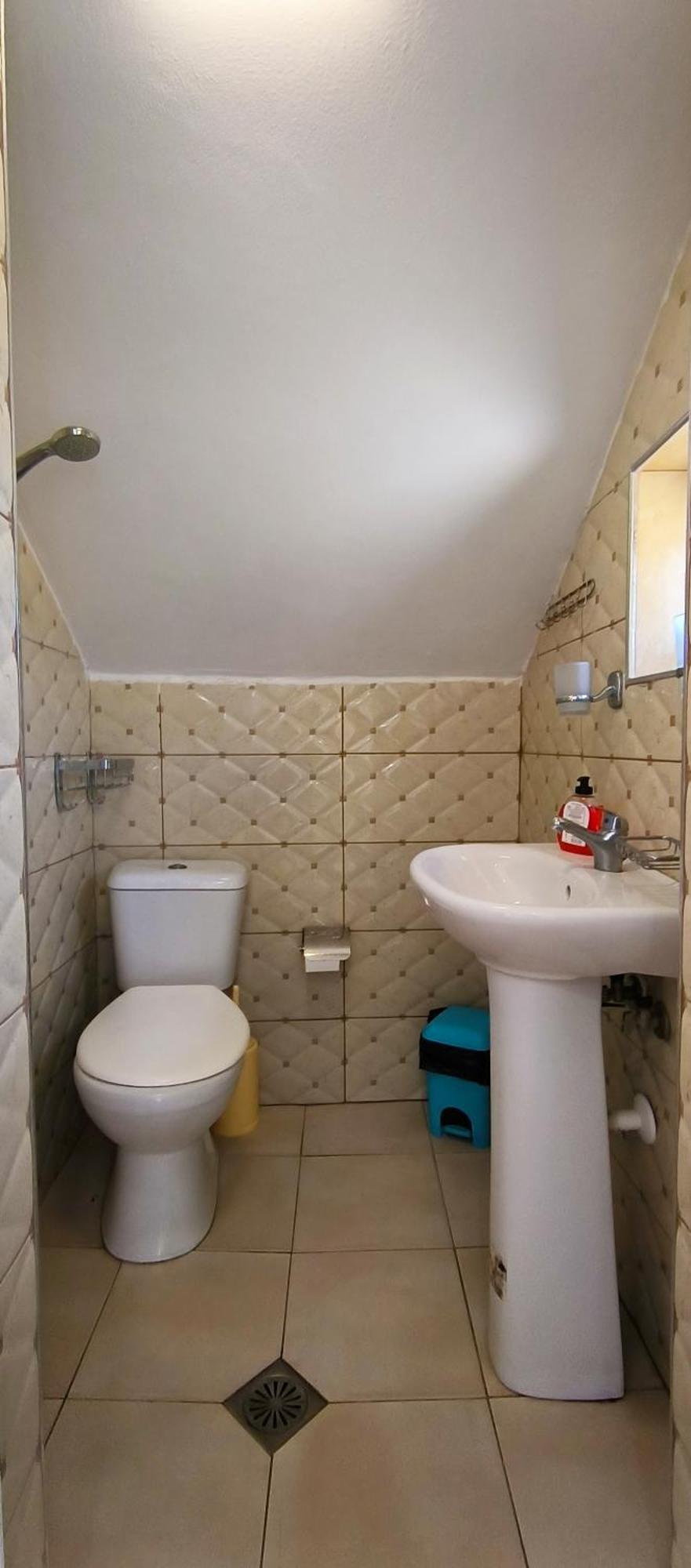 Natasha Rooms Himare Bagian luar foto